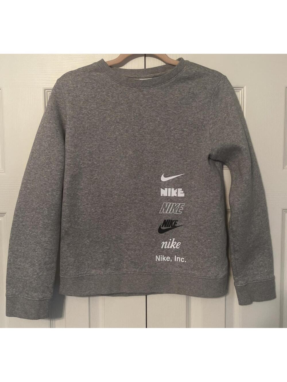 Nike Club Fleece Youth Large Brushed-Back Graphic Crew White Size YL CLEAN!!!